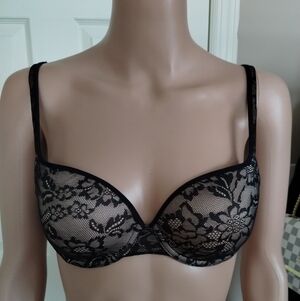 Chantelle Elegant Black Lace Bra 32C